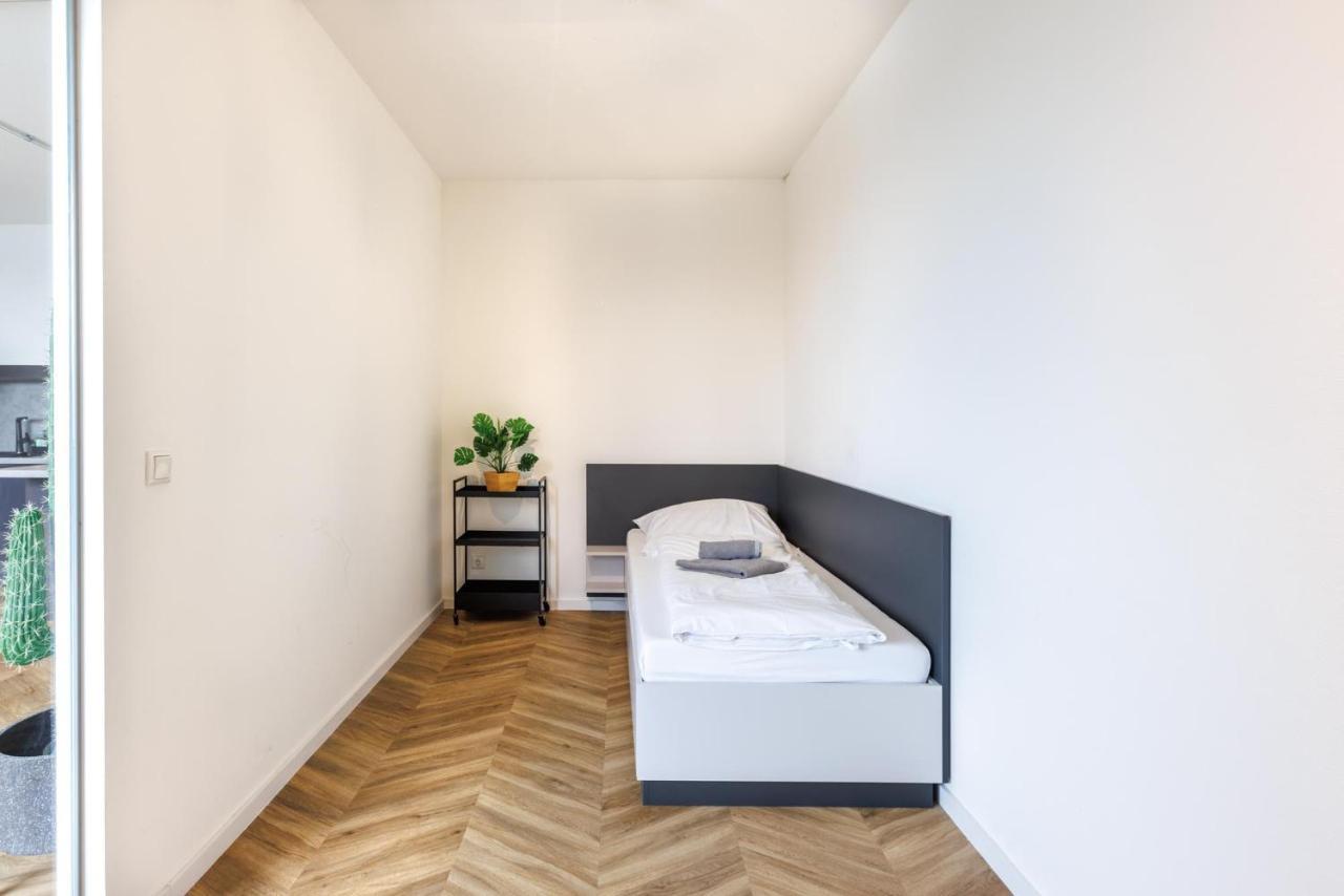 Glueck Auf Appartements Dueppelstrasse Oberhausen  Kültér fotó